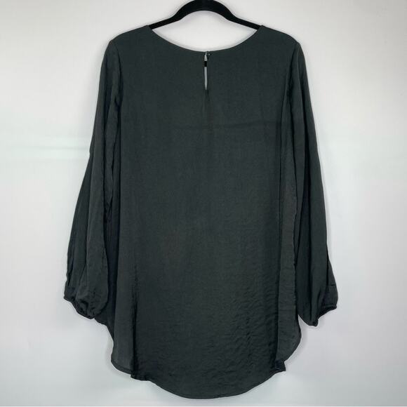 Democracy black blouse keyhole back cold shoulder sleeve size Medium - Picture 2 of 13